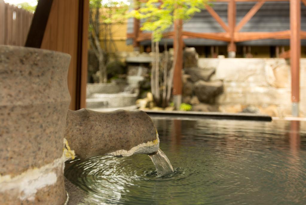 Kusatsu Onsen Hotel Village Exterior photo